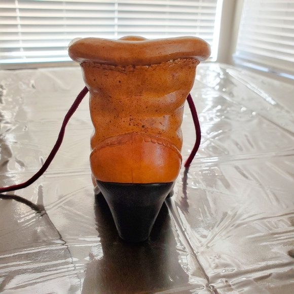 Ceramic Hiking Boot - Picture 4 of 8